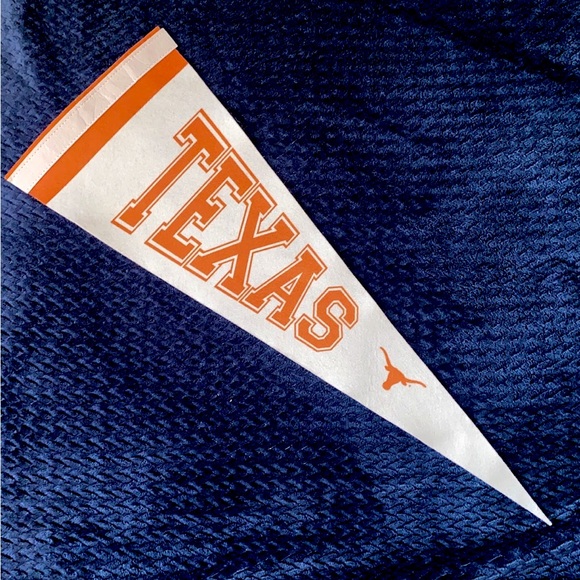 University of Texas Longhorns Pennant - Picture 1 of 7